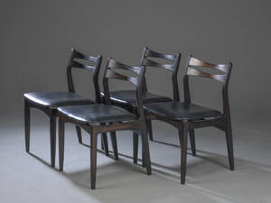 Dansk møbelproducent. Fire spisestole. 4 