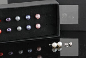 Cultured fresh water multicolour pearls earrings 14.