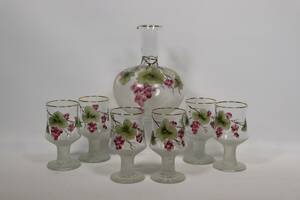 Karaff samt 6 glas med vinrankedekor