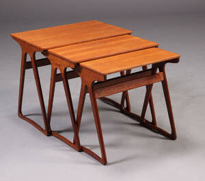 Dansk møbelproducent. Indskudsbord, teaktræ