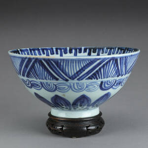 Sydøstasiatisk skål af porcelæn, 1800-tallet