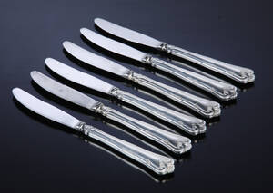 Carl M. Cohr. Herregård sæt frokostknive med skafter af sølv 6