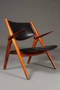 Hans J. Wegner. Savbuk hvilestol, model CH28