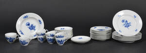 Royal Copenhagen  Kgl. P. Blå Blomst Flettet. Diverse dele stel 34