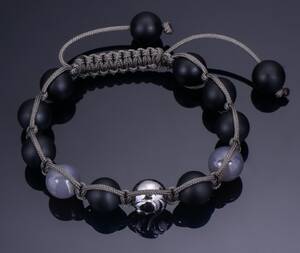 Nirwana. Herrearmbånd af onyx, agat og rhodineret sølv