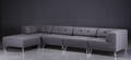 Nomad DOT stor modulsofa, betrukket med gråt filtuldstof fra italienske Velvetex, forkromede metalben