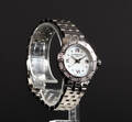 Raymond Weil Dameur model Tango med talrige brillanter.