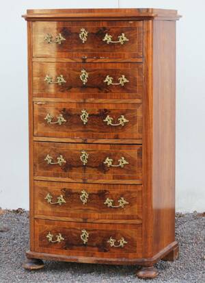 Byrå med 6 lådor, 1800-talets slut