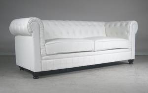 Chesterfield. Tre-pers sofa, hvid  Denne auktion er annulleret - se nu vare 1942147