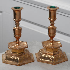 LJUSSTAKAR, malm, ett par