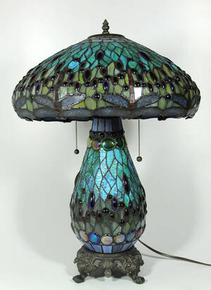 Bordslampa, Tiffanystil