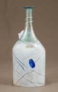 BERTIL VALLIEN, FLASKA, SIGNERAD ARTIST COLLECTION BODA, HÖJD 22 CM