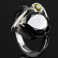 Diamant og citrin ring.