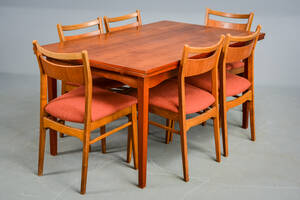 Dansk møbelproducent. Spisebord og 6 stole af teak 7