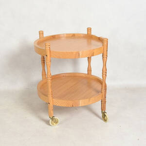 SERVERINGSVAGN, furu, 1900-talets senare del.