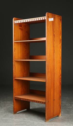 Martin Nyrop. Lille reol tegnet til Københavns Rådhus