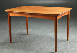 Spisebord af teak, Slagelse Møbelværk, 1950erne