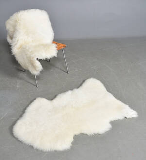 2  danske lammeskind - lyse 2