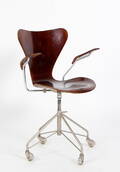 Arne Jacobsen. Kontorstol model 3217, palisander