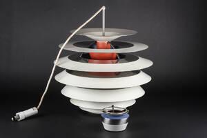 Poul Henningsen. Kontrastlampe
