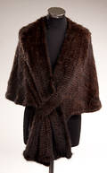 Fur Living. Strikket sjal af mink. Str. one size