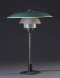 Poul Henningsen. Bordlampe PH 3½2½