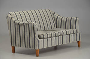 Dansk møbelproducent 2 pers. sofa med stribet uldkamgarn, 1900-tallets midte