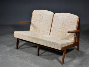 To - pers. sofa ca 195060, teak og uld