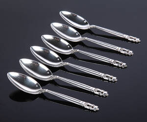 Georg Jensen. KongeAcorn, seks dessertskeer af sterlingsølv. 6 