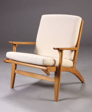 Dansk møbelproducent. Lænestol, egetræ, 1960erne Denne vare er sat til omsalg under nyt varenummer 4261445