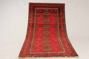 Orientalsk håndknyttet tæppe. 194 x 100 cm