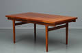 Dansk møbelproducent. Spisebord i teaktræ