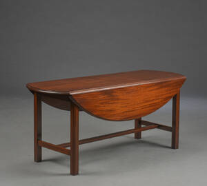 Engelsk klapbord af mahogni, 1900-tallet