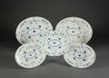 Royal Copenhagen, fem fade fra musselmalet 5 Denne vare er sat til omsalg under nyt varenummer 4463487