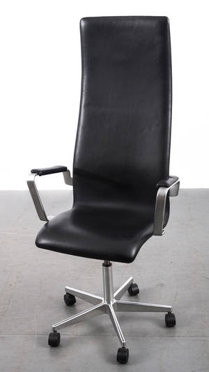 Arne Jacobsen. Oxford kontorsstol modell 2566