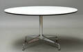 Charles Eames. Rundt spisebord  Segmented Table  