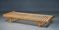 Daybed af eg, 1960erne Denne vare er sat til omsalg under nyt varenummer 4649937