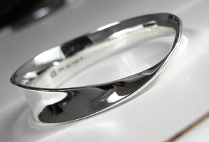 Georg Jensen armring, udført i Sterling