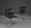 Charles Eames. Et par armstole model EA-108. 2  Denne vare er sat til omsalg under nyt varenummer 4877090