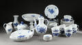 Royal CopenhagenKgl. P. Blå blomst flettet kaffeservice 48