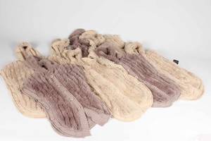 CKN. Pellsveste med strikkaninskind. 8