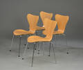 Arne Jacobsen. Fire Syver stole, formbøjet bøgetræ, model 3107 4 Denne vare er sat til omsalg under nyt varenummer 4217145