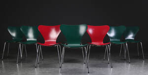 Arne Jacobsen. Otte Syveren stol, model 3107 8 