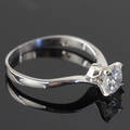 Solitaire ring i 14 kt. Rhodineret guld med brillant 0.68 ct.