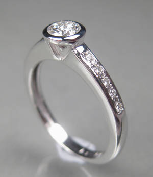 Brillant- og diamantring 0.42 ct.