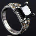 Diamant og citrin ring.