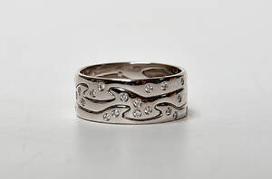 Georg Jensen. Fusion ring af 18 kt. hvidguld med 23 brillanter