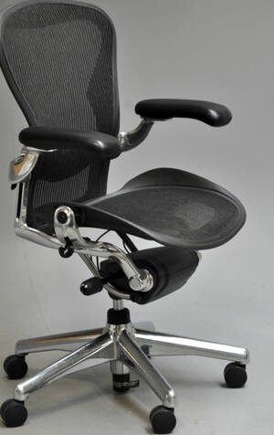Donald Chadwick  William Stump. Multijusterbar kontorstol, model Aeron Executive - nyeste model, str. B 