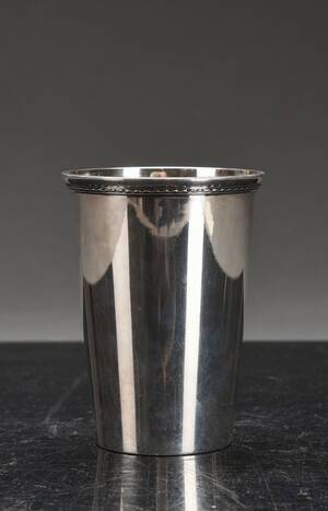 GAB. Bägare i silver
