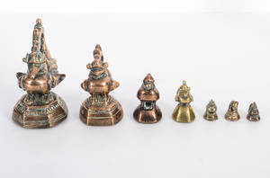 Sju opiumviktar i brons, Burma 1800-tal 7